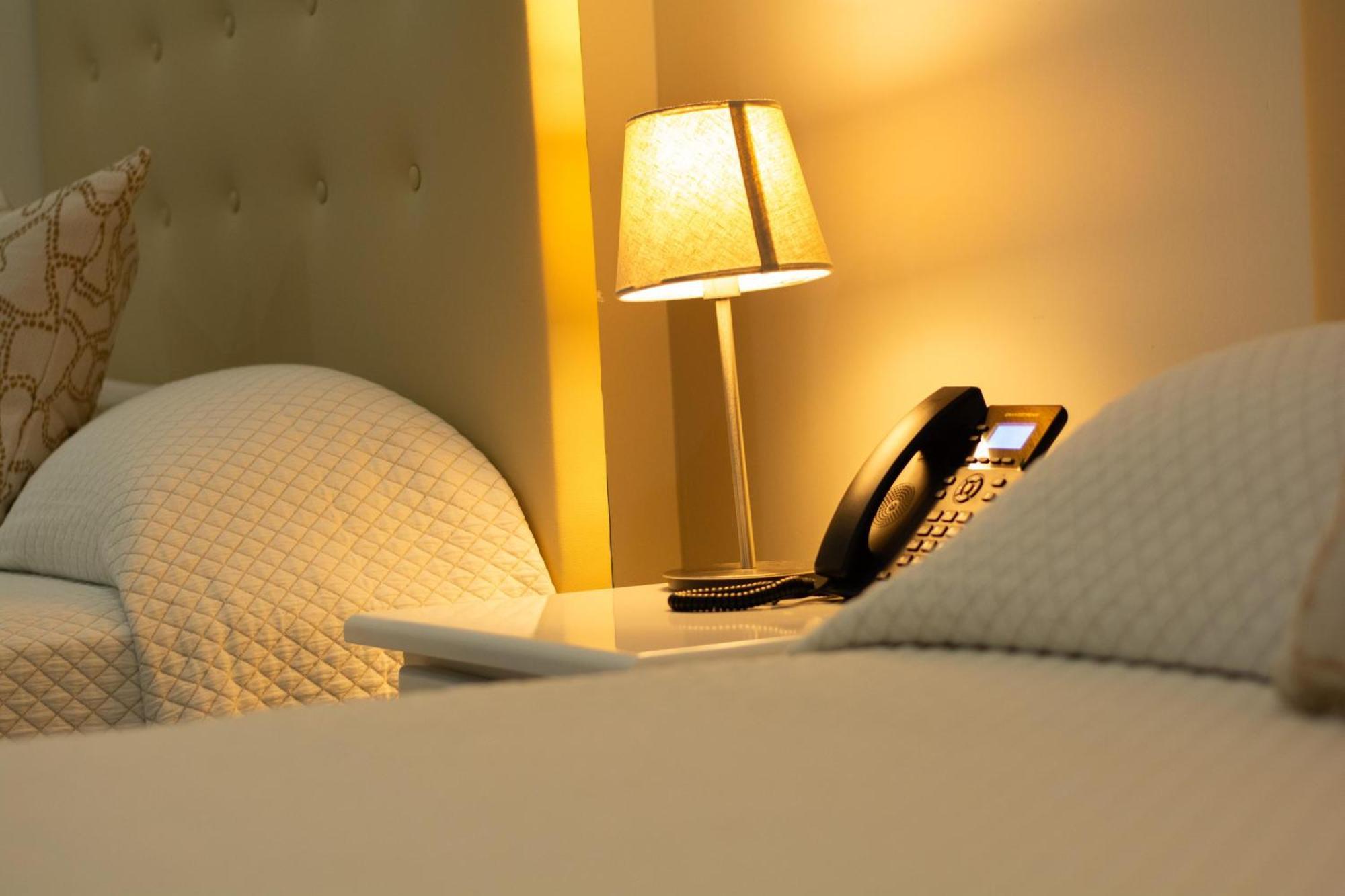 Hotel Dominican Barcelona San Juan Buitenkant foto